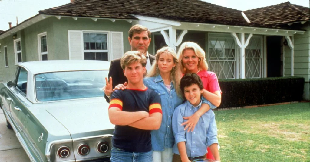 THE WONDER YEARS: COMPLETE SERIES - DVD review