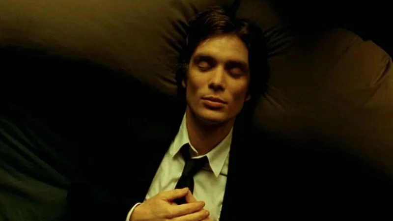 RED LIGHTS - DVD review