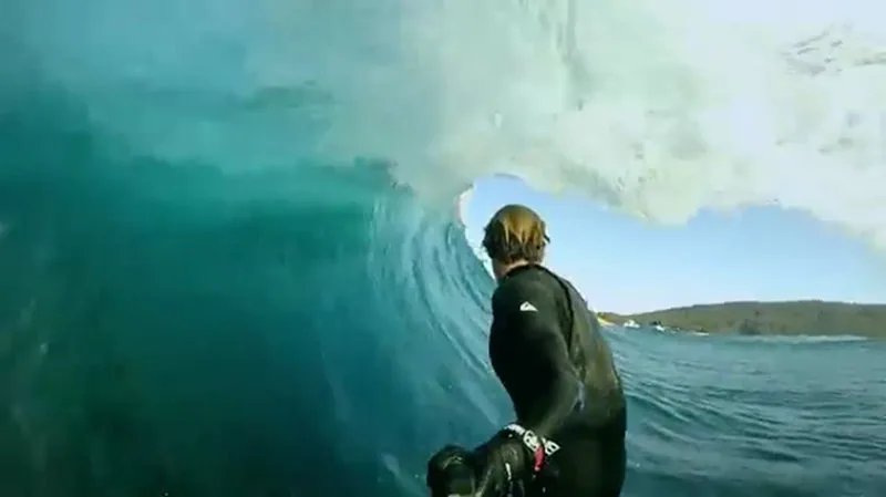 STORM SURFERS 3D - DVD review