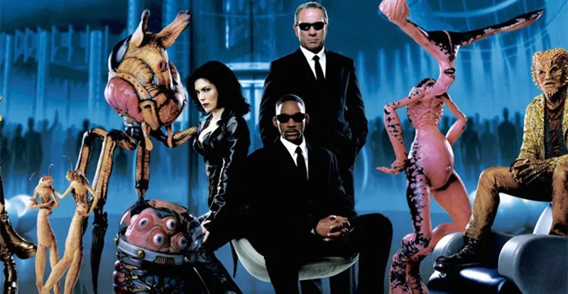 MEN IN BLACK 2 - DVD review