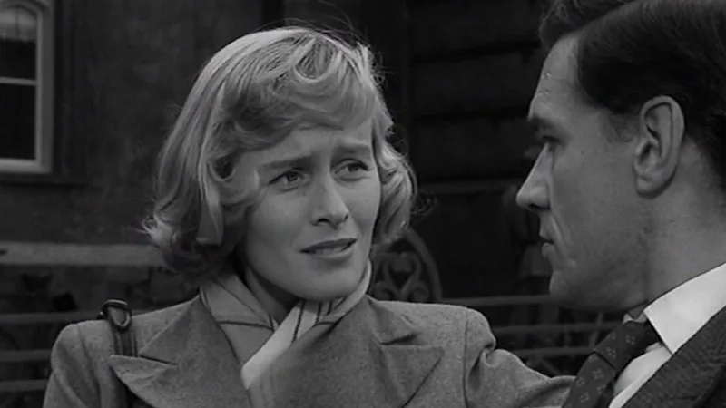 CARVE HER NAME WITH PRIDE - DVD review