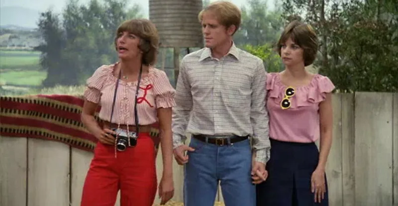 LAVERNE & SHIRLEY: SEASON 5 - DVD review